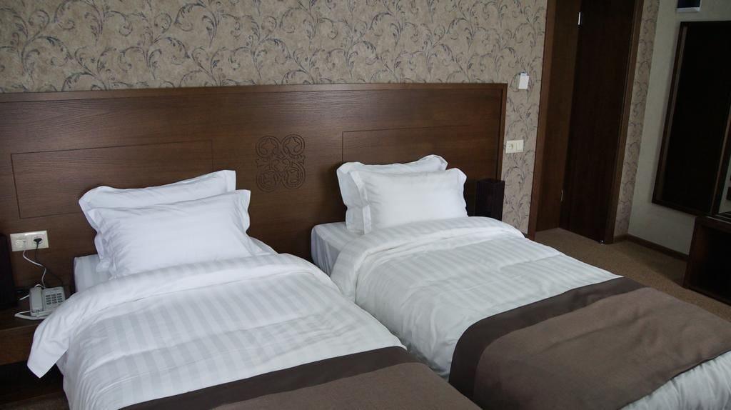 Old Metekhi Hotel Тбилиси Екстериор снимка