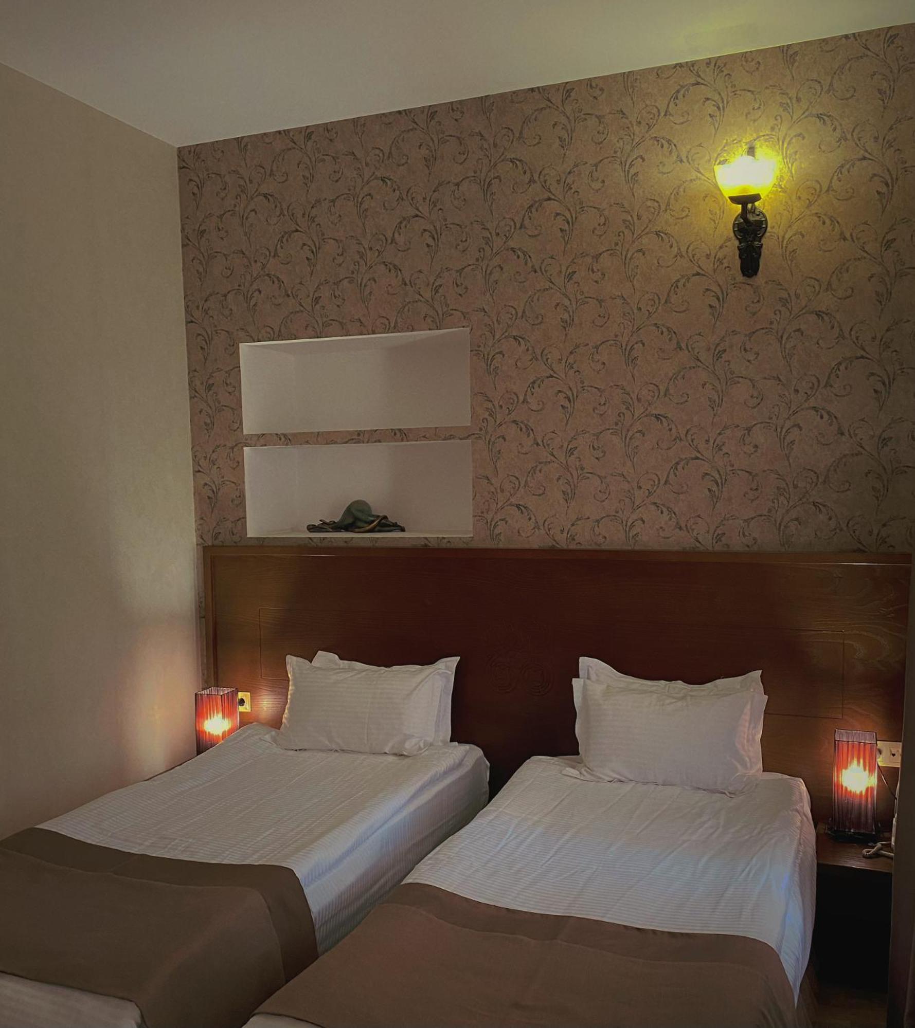 Old Metekhi Hotel Тбилиси Екстериор снимка